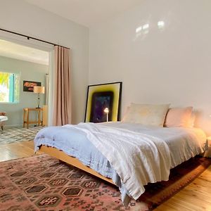Queen Suite Palm View